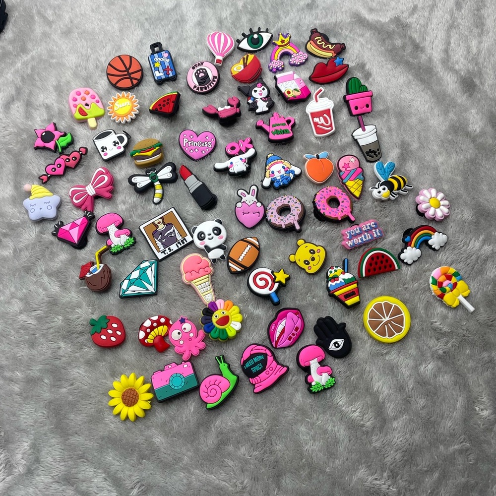 Croc charms